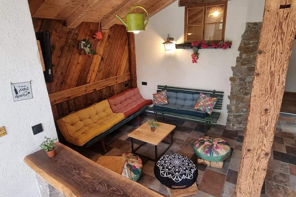Villa Le Grenier De Jules Et Marguerite à Liézey Extérieur photo